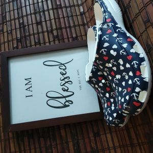 BEAUTIFUL BRAND NEW CROCS FREESAILS! HEARTS and ANCHORS! MUST HAVE!